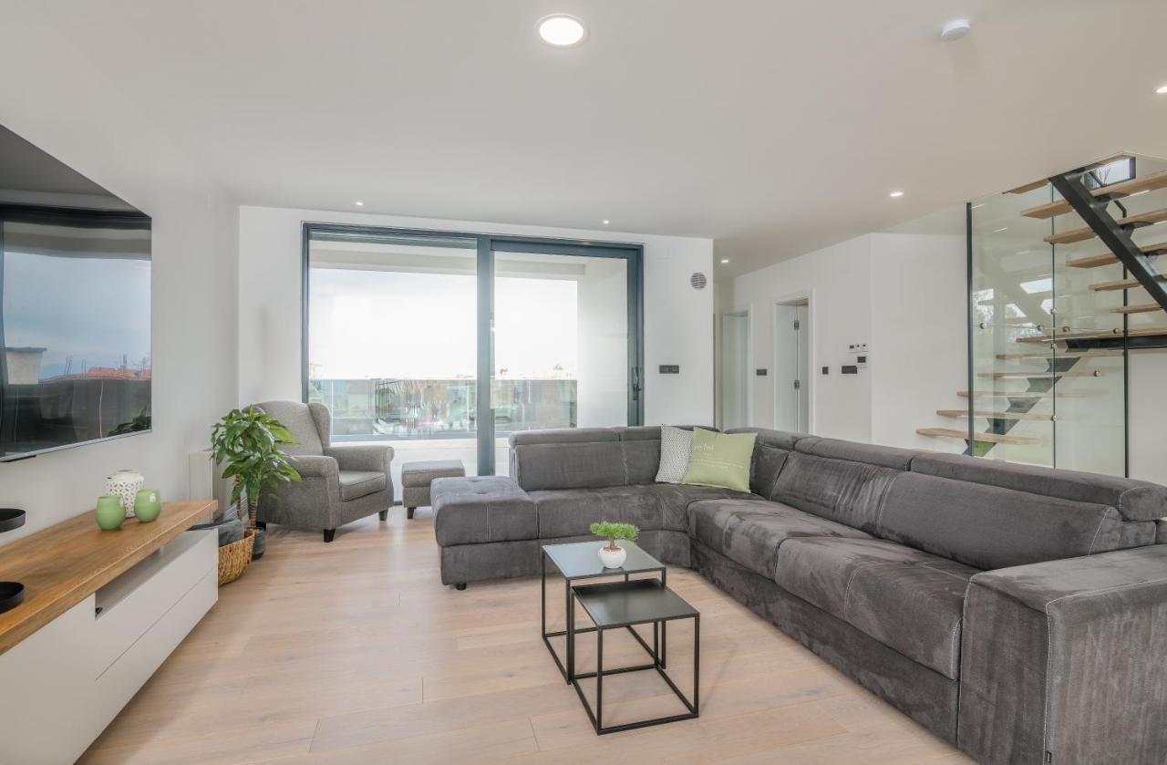 Luxury Villa Weiss - Malinska - Heated Pool - Central Floor Heating In Winter מראה חיצוני תמונה